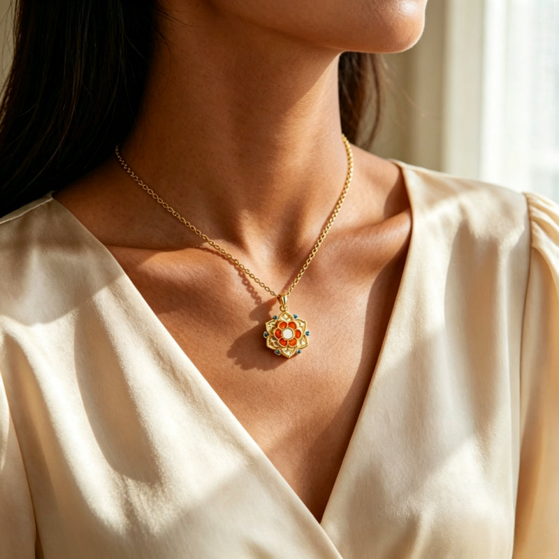 Collier ras-du-cou « Lian Huang » Lotus oriental – Bijoux de style chinois