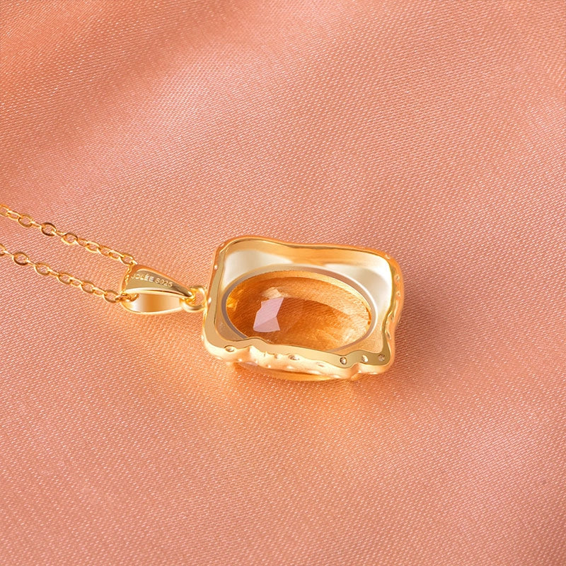 Collier en cristal naturel « Succès Joyeux »