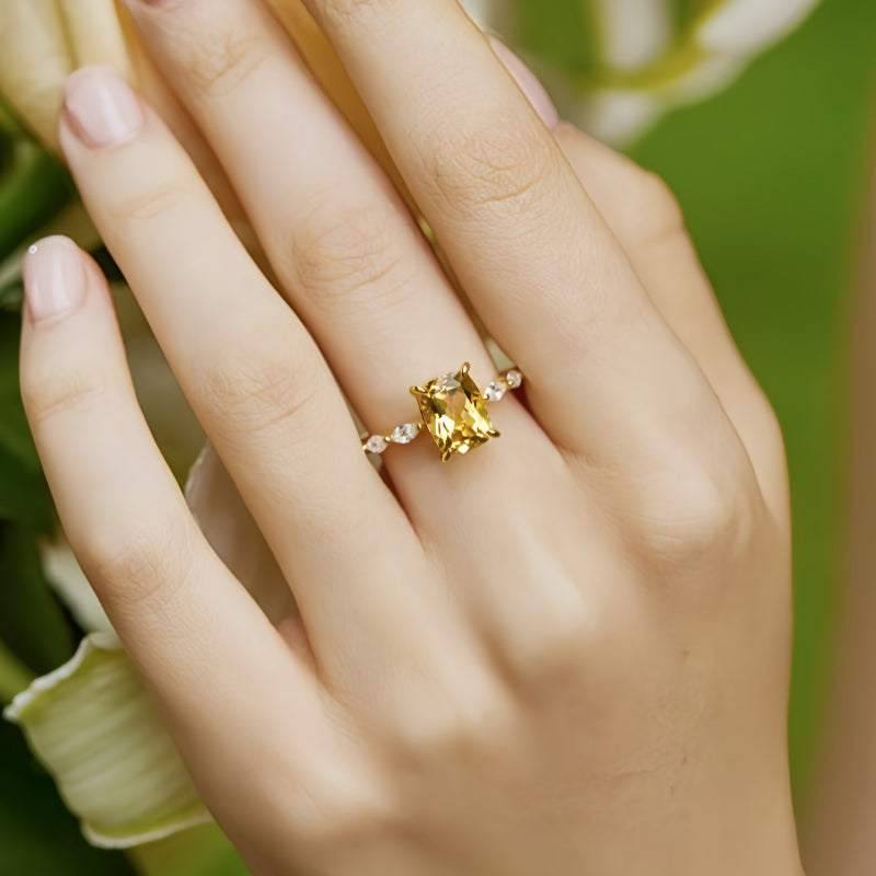Bague en citrine naturelle ensoleillée attirant la richesse