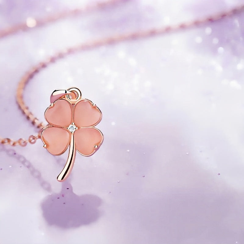 Lucky Four‑Leaf Clover Necklace/Bracelet/Earrings Set - Conveying Romance