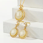 Collier de jade Hetian naturel éclat lunaire
