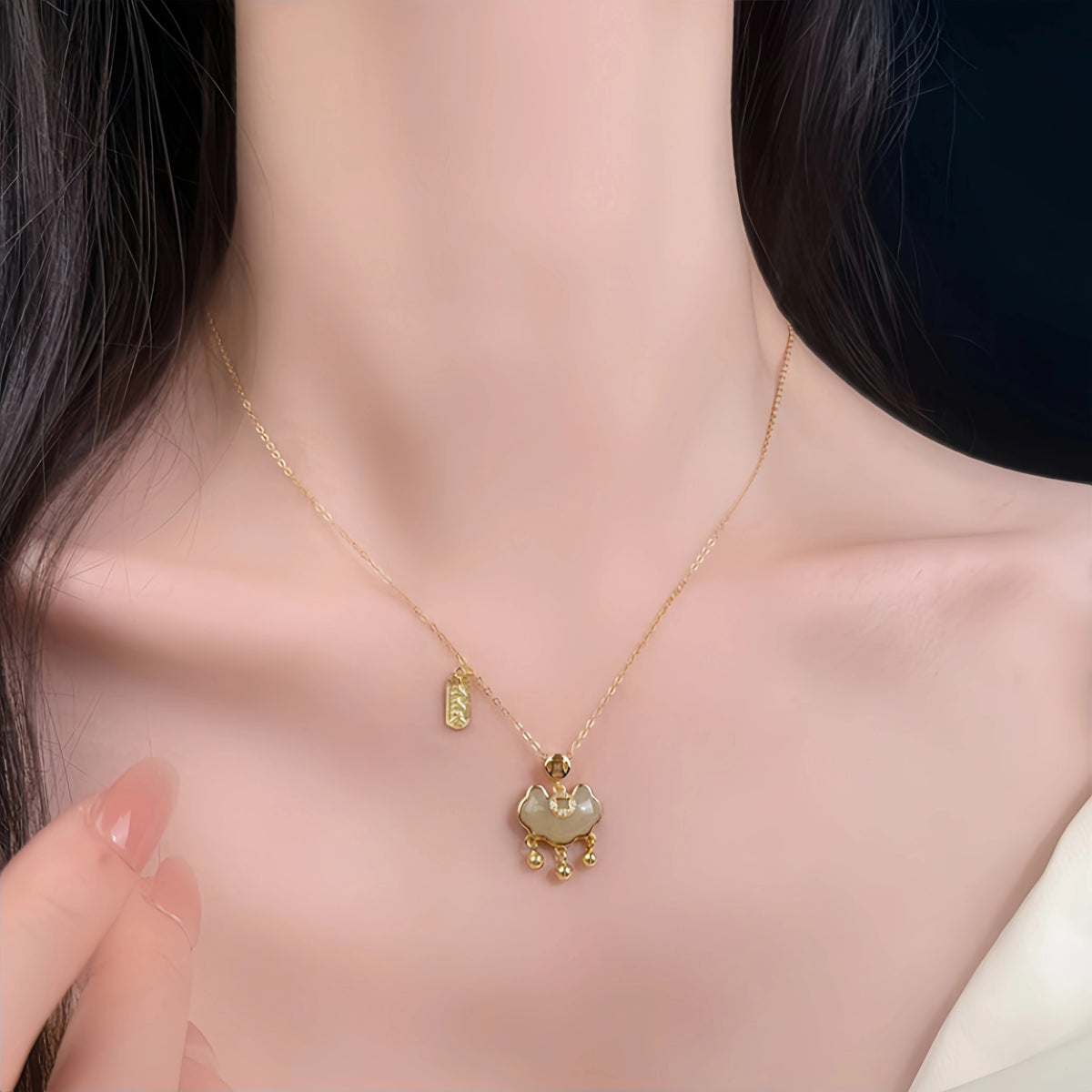 Collier à ajustement facile en quartz clair - Pureté intérieure et expression claire