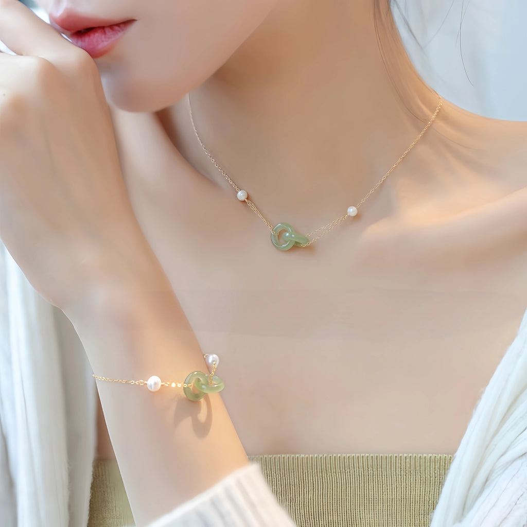 Collier à ajustement facile en quartz clair - Pureté intérieure et expression claire