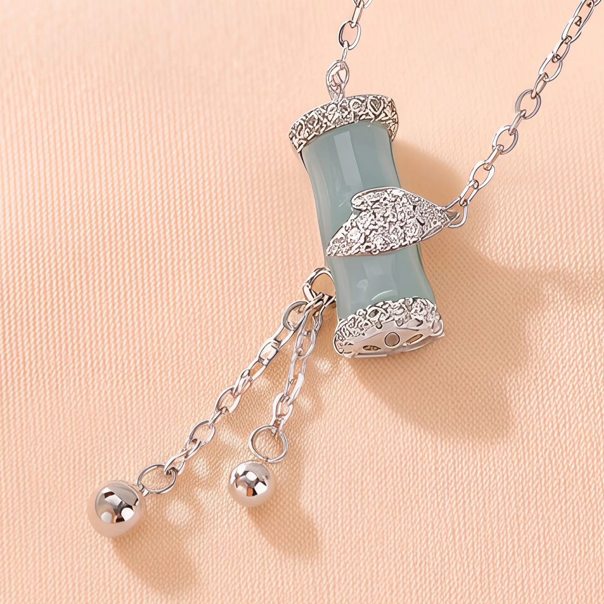 Collier à ajustement facile en quartz clair - Pureté intérieure et expression claire