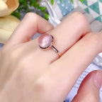 Bague en cristal d'énergie d'amour délicate en quartz rose