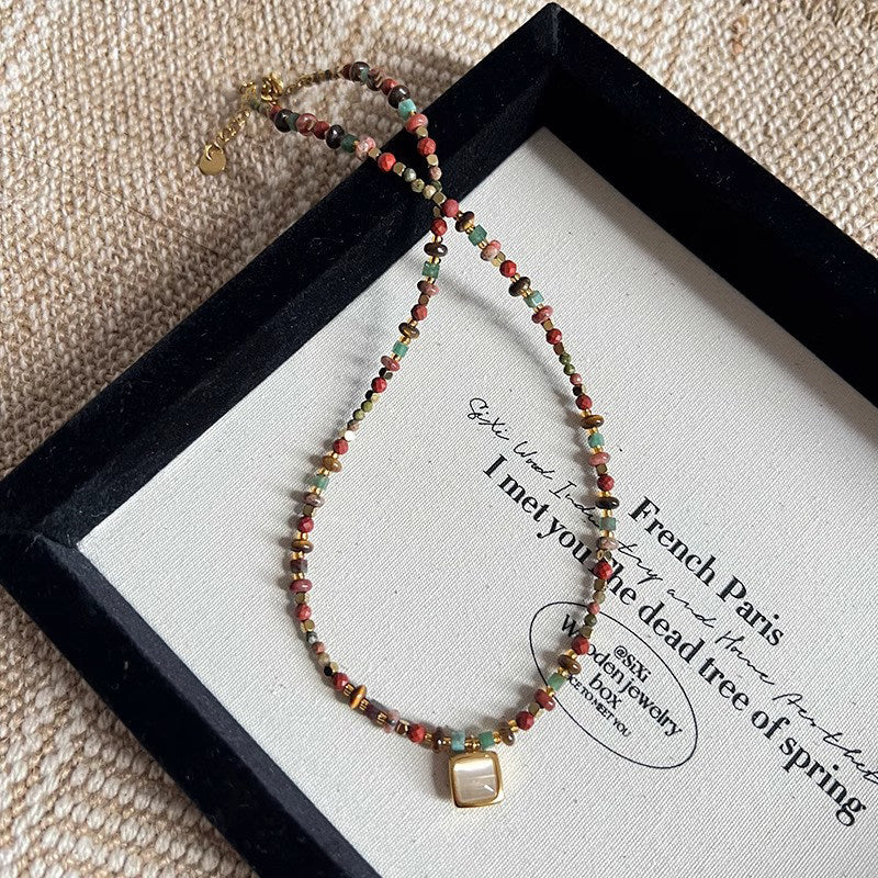 Natural Tiger Eye Stone Necklace — Vintage Oil Painting Style Lapel Pin Choker