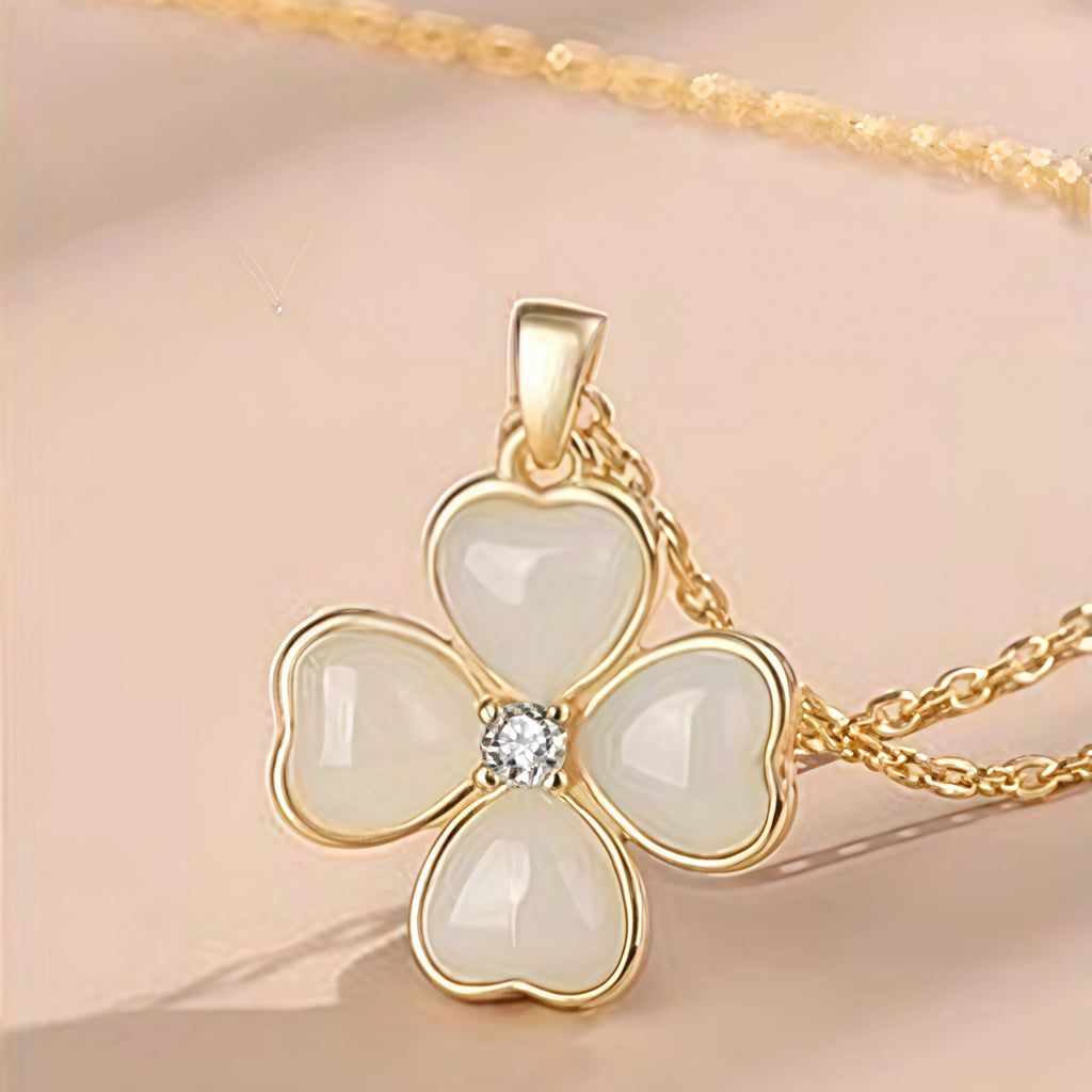 Collier à ajustement facile en quartz clair - Pureté intérieure et expression claire