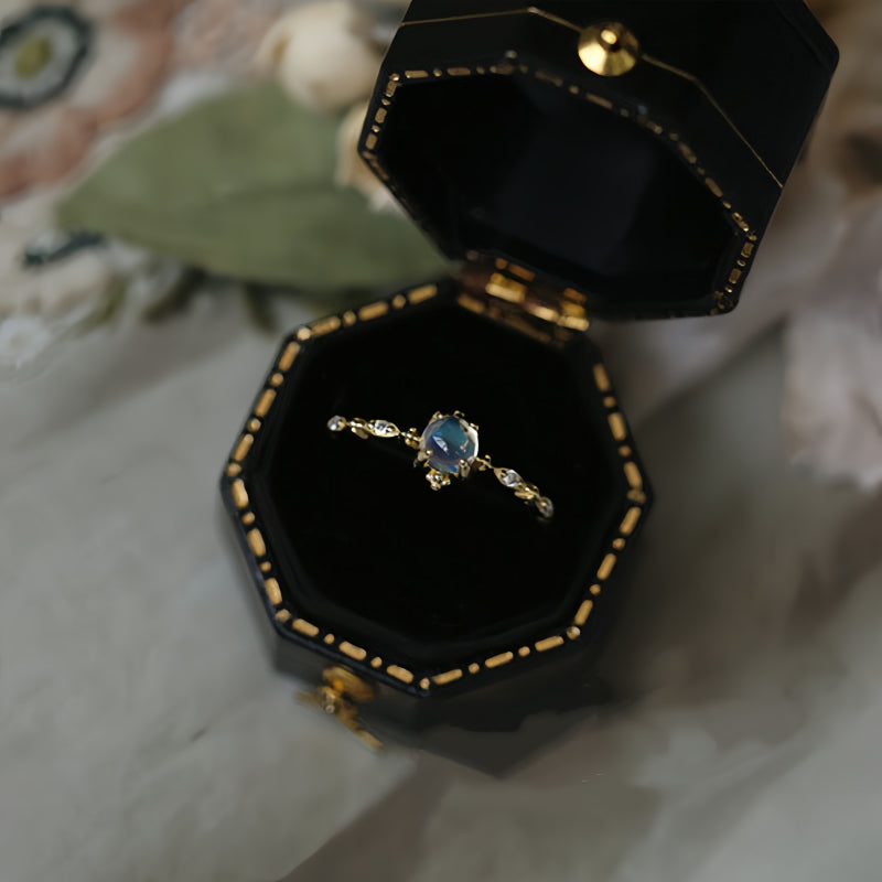 Dreamland Blue Moonstone Ring – Gentle Intuition, Feminine Protection