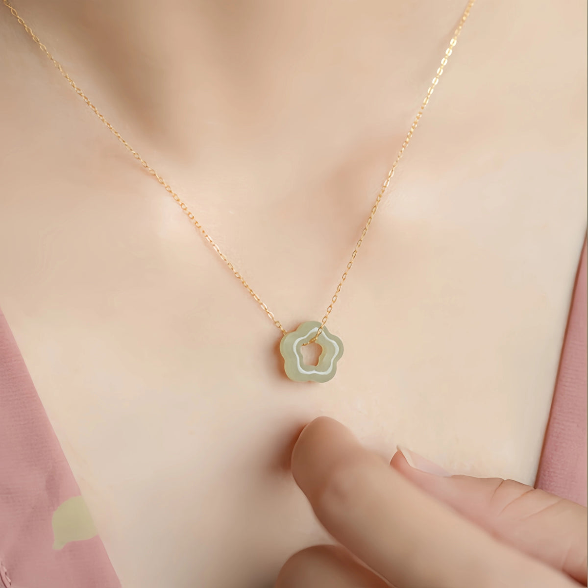 Collier à ajustement facile en quartz clair - Pureté intérieure et expression claire