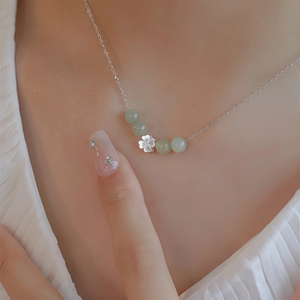 Collier à ajustement facile en quartz clair - Pureté intérieure et expression claire