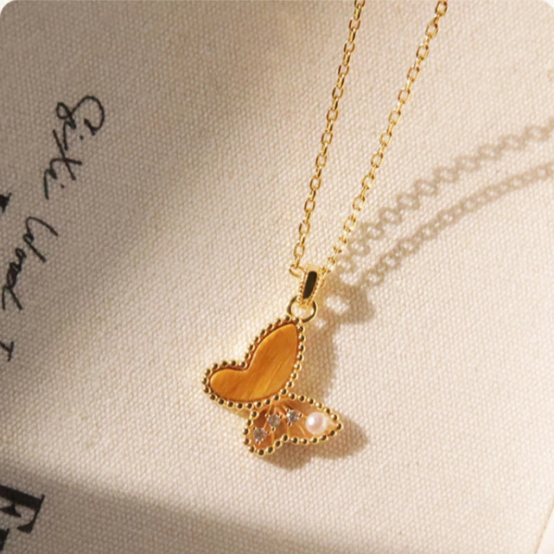 Collier Papillon en Œil de Tigre - Liberté et Succès