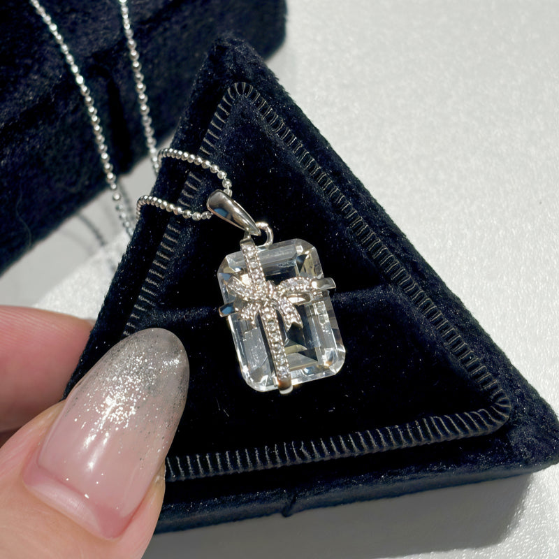 Shinning Bow Clear Quartz Necklace – Purify Aura, Clear Mind
