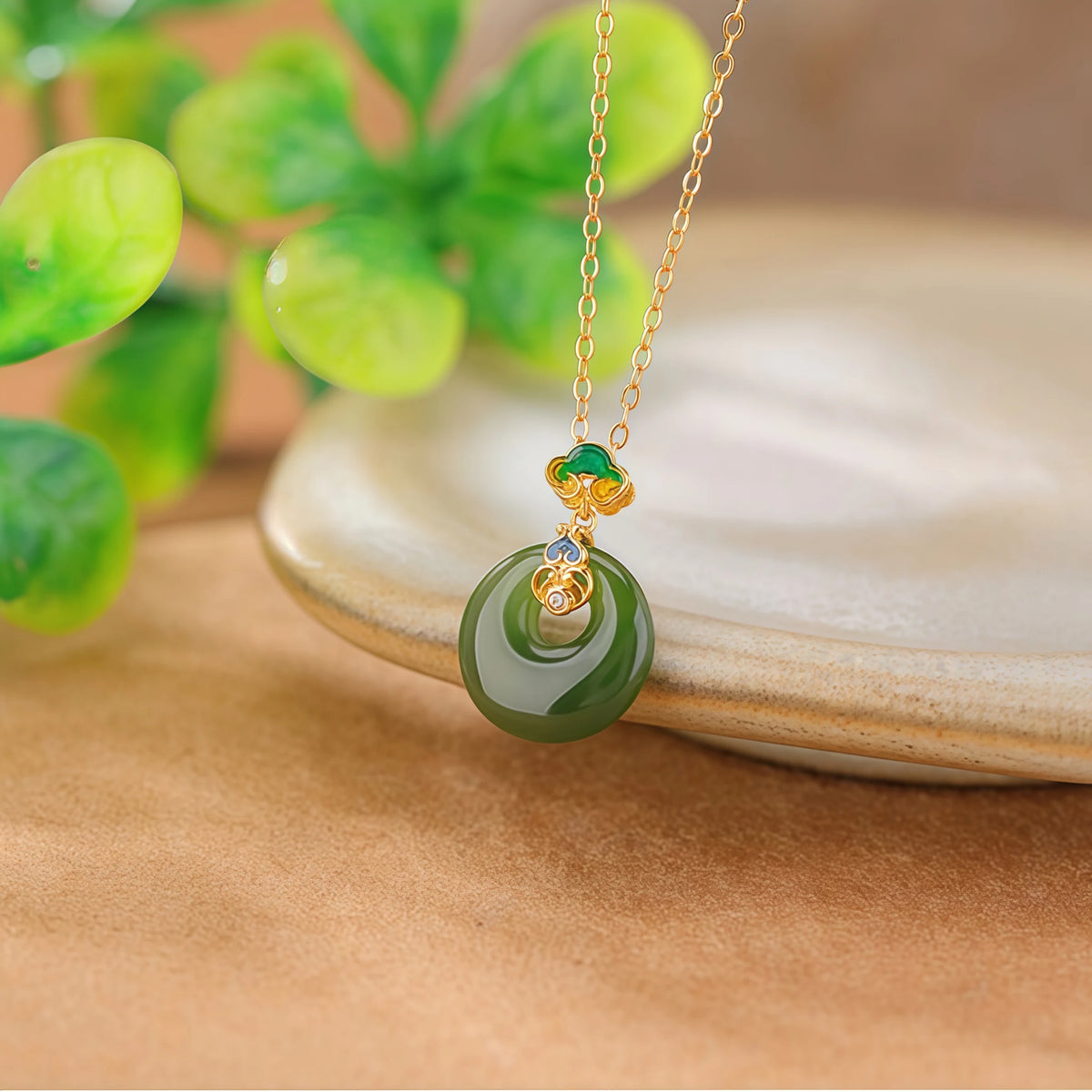 Collier à ajustement facile en quartz clair - Pureté intérieure et expression claire