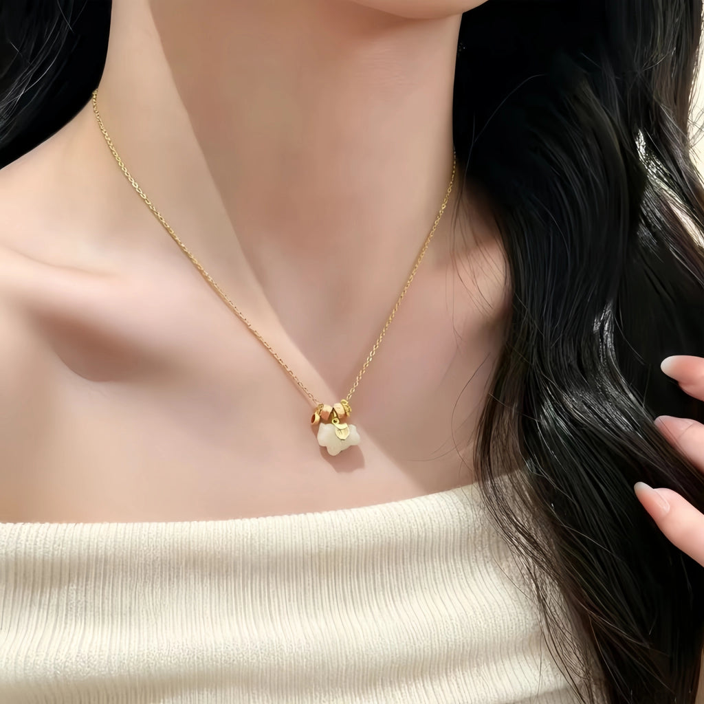 Collier à ajustement facile en quartz clair - Pureté intérieure et expression claire