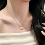Collier à ajustement facile en quartz clair - Pureté intérieure et expression claire