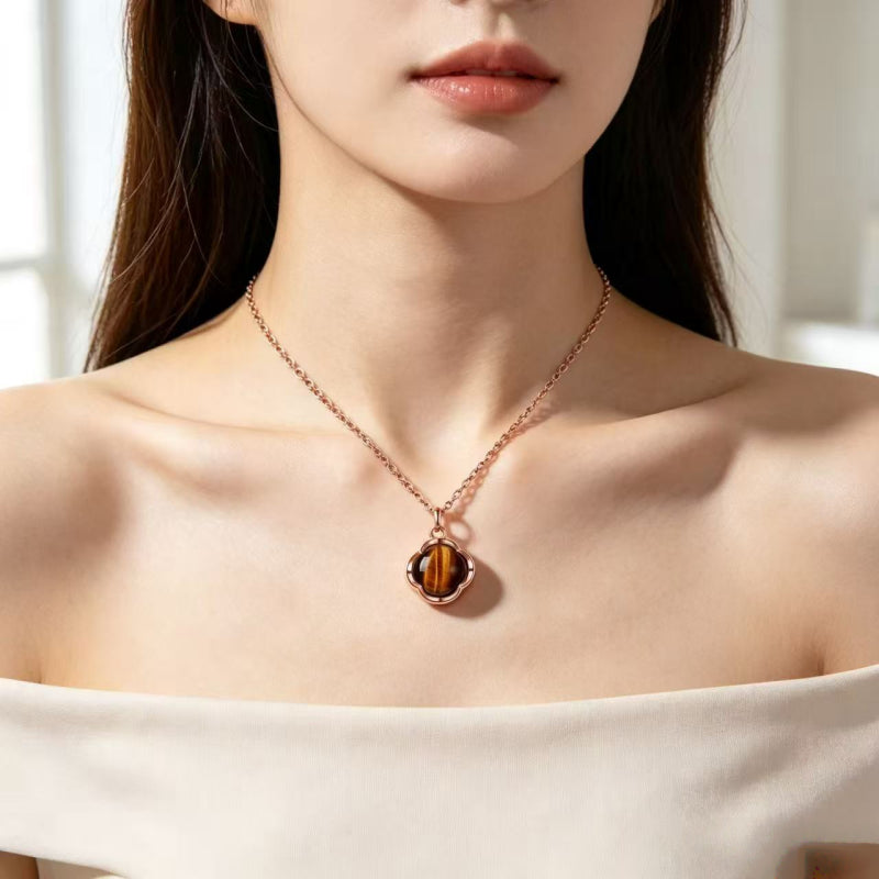 Natural Tiger Eye Necklace — Lucky Clover Engravable Birthday Gift Clavicle Necklace