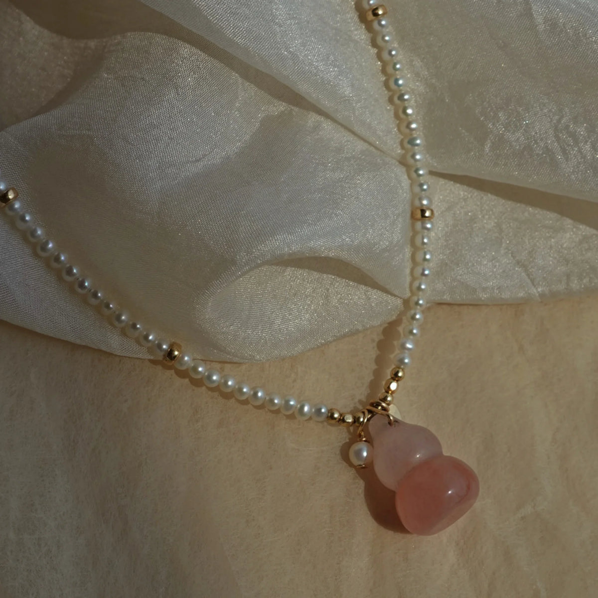 Collier à ajustement facile en quartz clair - Pureté intérieure et expression claire