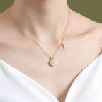 Collier à ajustement facile en quartz clair - Pureté intérieure et expression claire