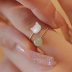 Bague Fleur Torsadée en Jade Hetian - Énergie Apaisante, Chance Durable