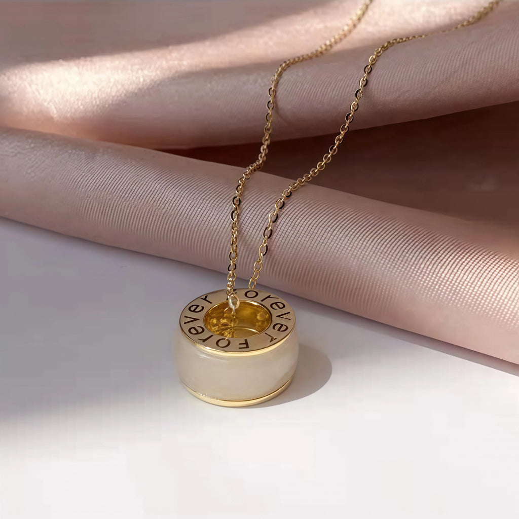Elegant Hollow Hetian Jade Circle Necklace - Eternity & Perfection