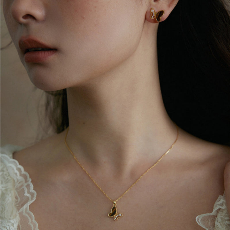 Collier Papillon en Œil de Tigre - Liberté et Succès