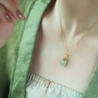 Collier à ajustement facile en quartz clair - Pureté intérieure et expression claire