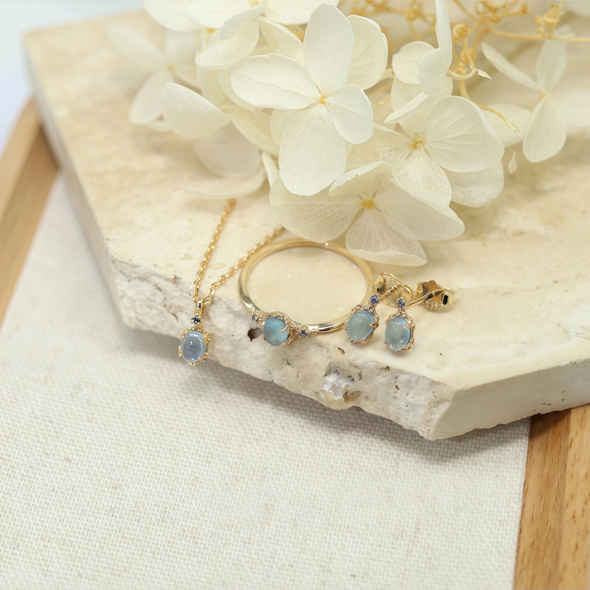 Oval Natural Aquamarine 3‑Piece Set - Courage & Peace