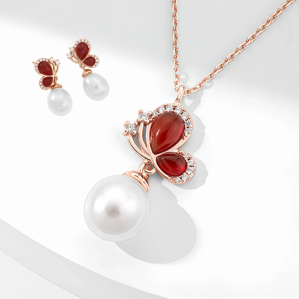 Collier en cristal de quartz clair Pendentif facetté irrégulier