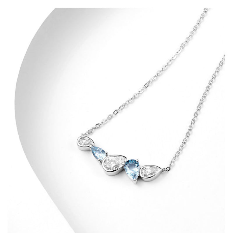 Natural Aquamarine Smile Necklace - Gentle Luck and Clarity