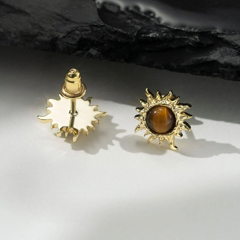 Puces d'oreilles Œil de tigre unisexe — Bijoux de niche unisexe en cristal pour la fortune et l'énergie positive