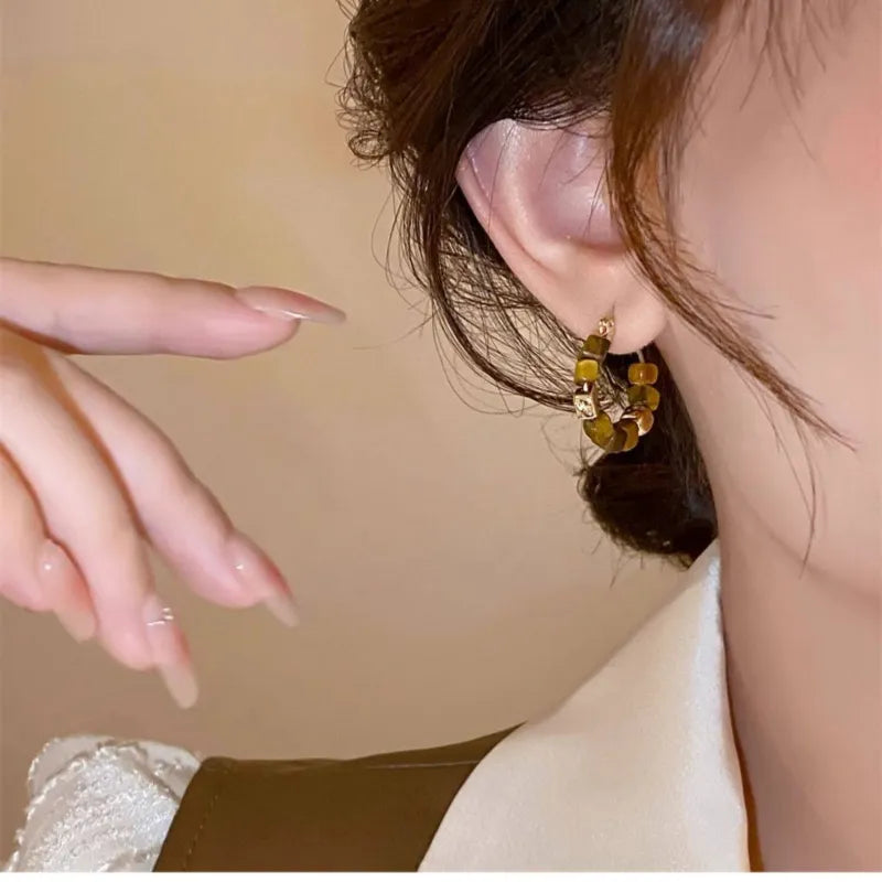 Boucles d'oreilles Œil de tigre naturel, perles carrées Maillard, boucle Resolve - Attire la richesse