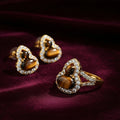 Boucles d'oreilles et bague en œil de tigre doré Maillard en forme de calebasse — Bijoux porte-bonheur en cristal