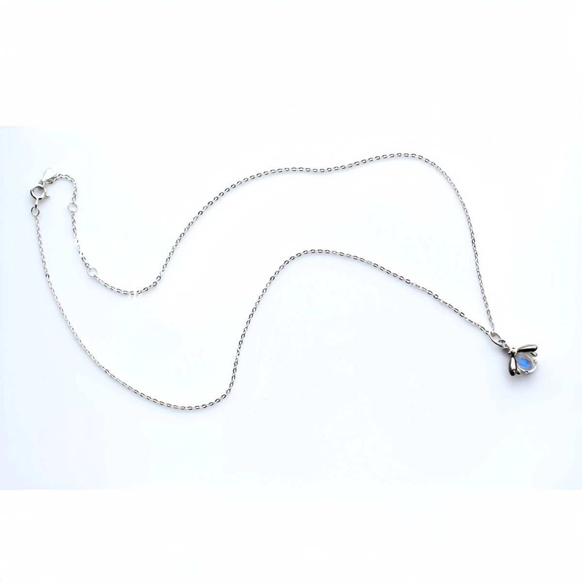 Pendentif Trèfle à quatre feuilles bleu en cristal naturel – Cadeau porte-bonheur pour elle / Maman