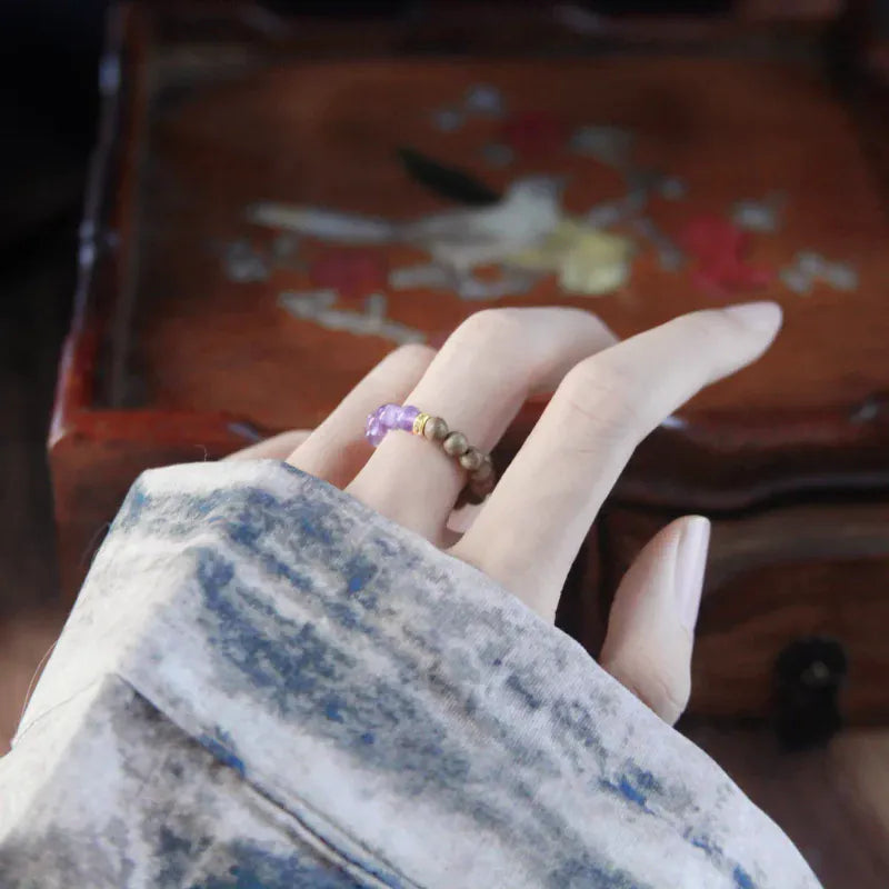 Clam&Lucky Natural Amethyst Agarwood Ring