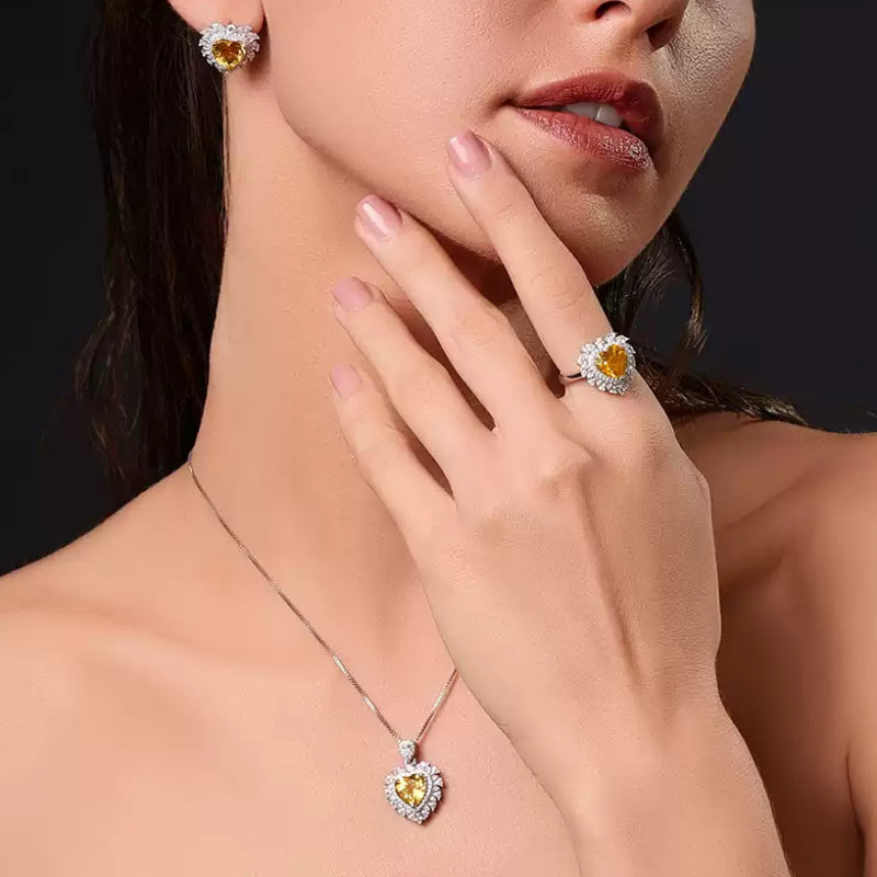 Collier Cœur Étincelant en Cristal Naturel