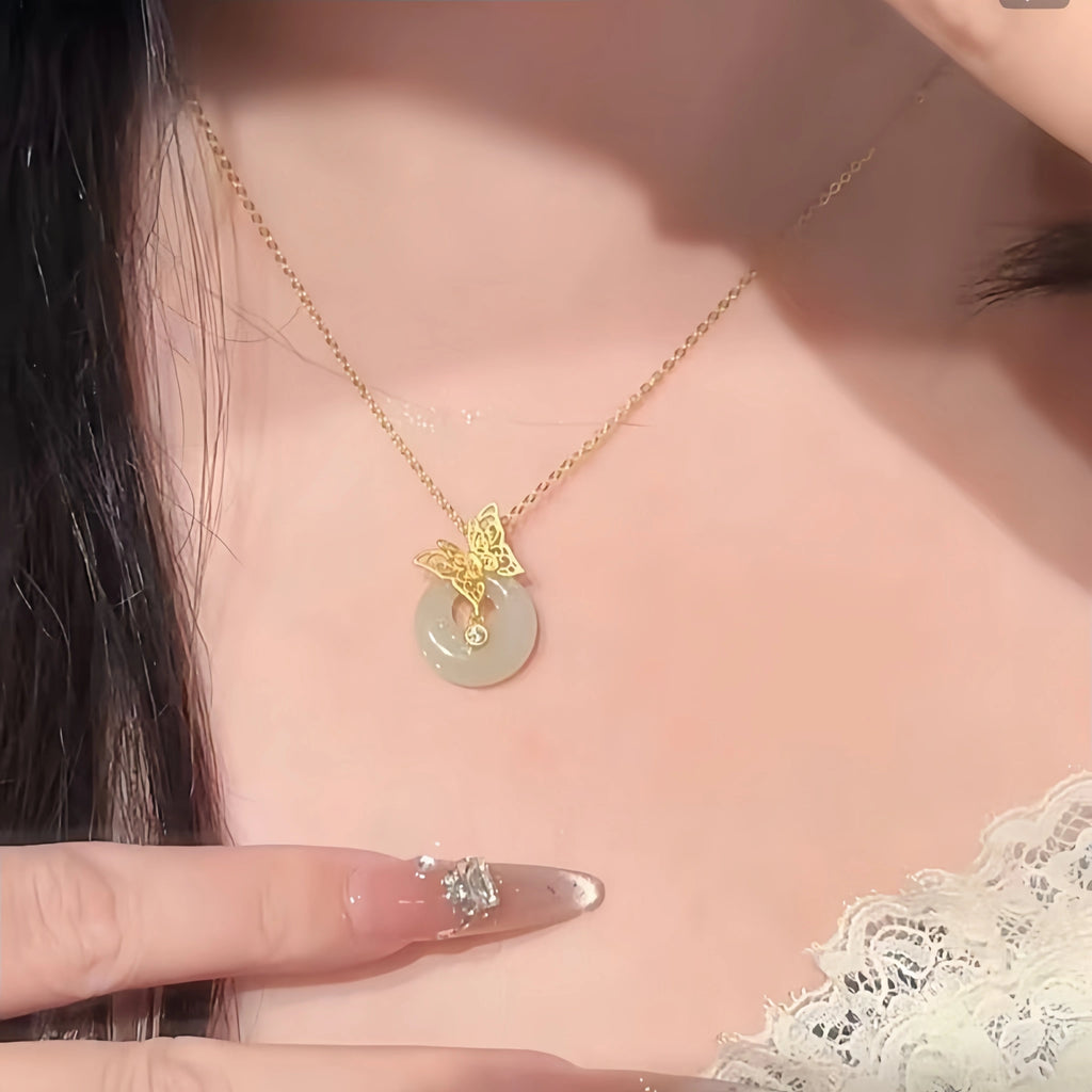 Collier à ajustement facile en quartz clair - Pureté intérieure et expression claire