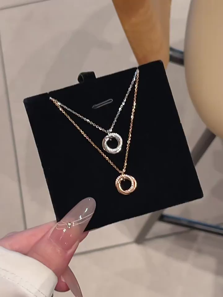 Collier en argent cercles entrelacés | Bijou d'anniversaire pour Maman/Grand-mère