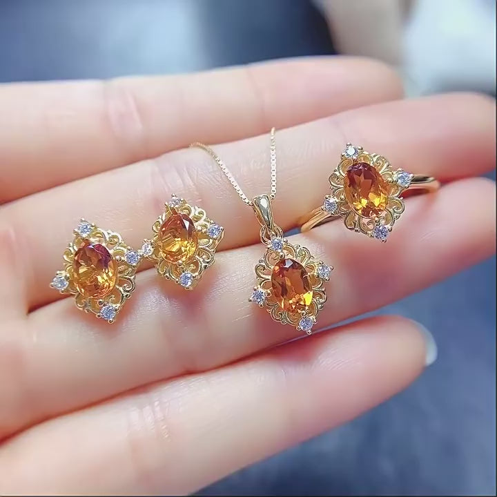 Collier en cristal de quartz clair Pendentif facetté irrégulier