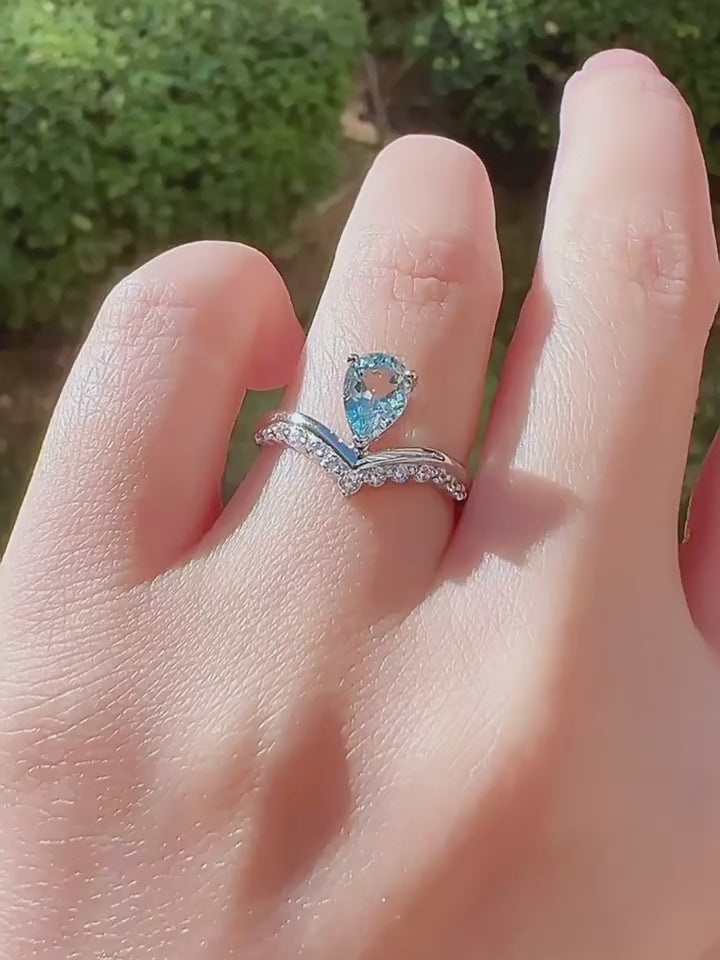 Bague Goutte d'Eau en Aigue-marine – Éloquence et Popularité Accrues