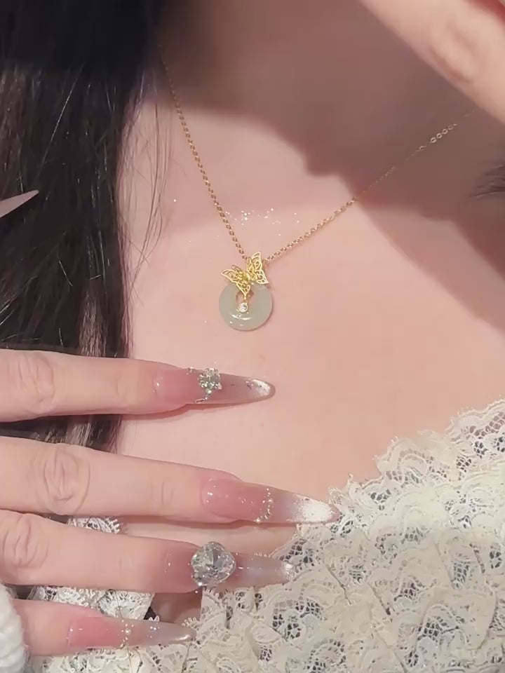 Collier à ajustement facile en quartz clair - Pureté intérieure et expression claire