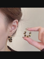 Boucles d'oreilles Œil de tigre naturel, perles carrées Maillard, boucle Resolve - Attire la richesse