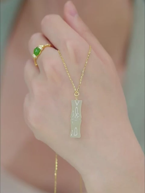 Collier à ajustement facile en quartz clair - Pureté intérieure et expression claire