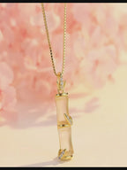 Collier à ajustement facile en quartz clair - Pureté intérieure et expression claire