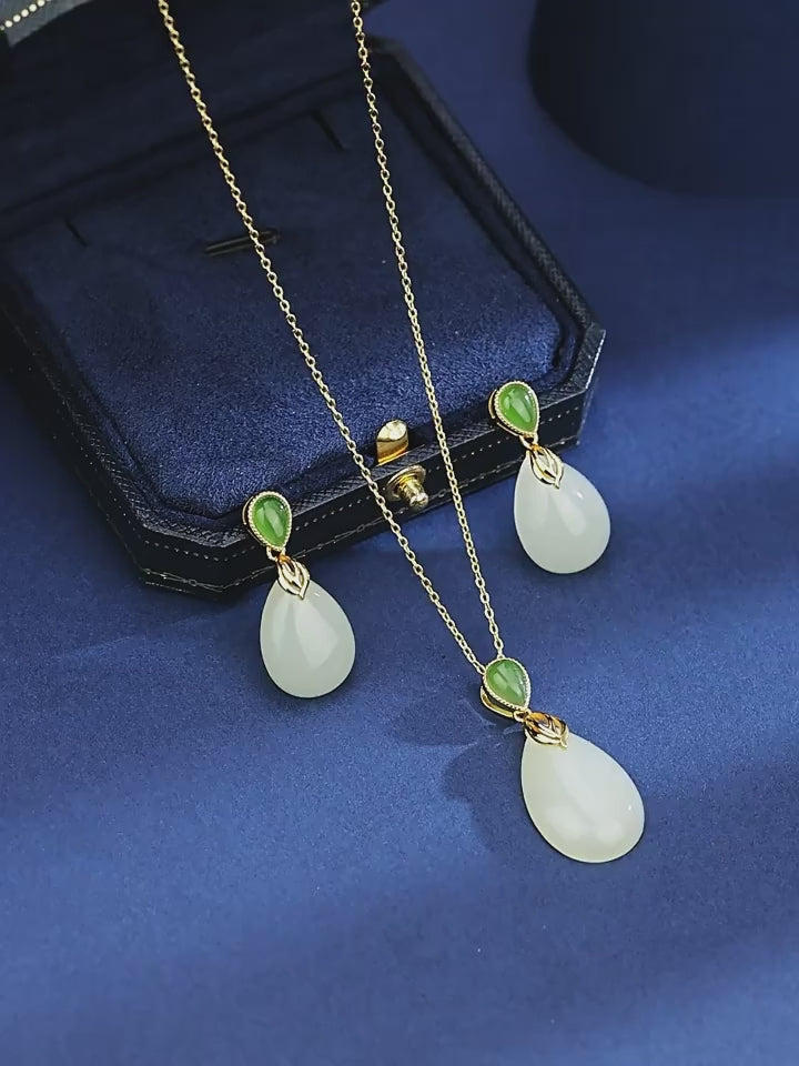 Collier en jade Hetian naturel Eternal Grace