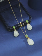 Collier en jade Hetian naturel Eternal Grace