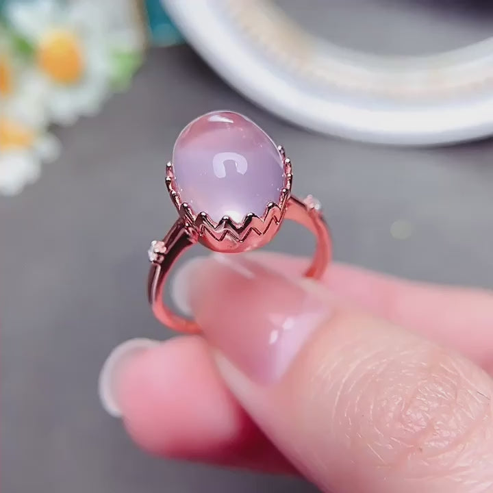 Oval Rose Quartz Crown Ring - Raise Your Love Vibration