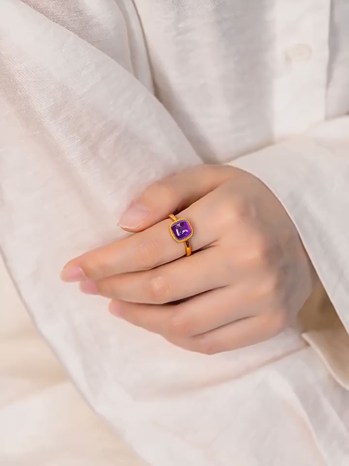 Bague ajustable en améthyste porte-bonheur