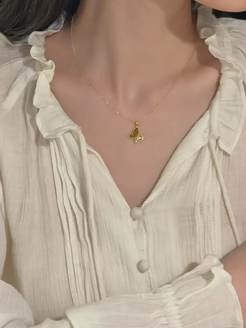 Collier Papillon en Œil de Tigre - Liberté et Succès