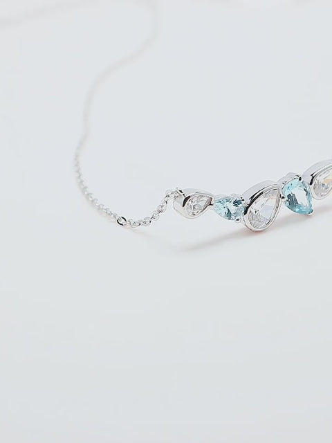 Natural Aquamarine Smile Necklace - Gentle Luck and Clarity