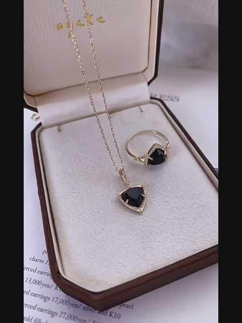 Collier Sakura en jade Hetian